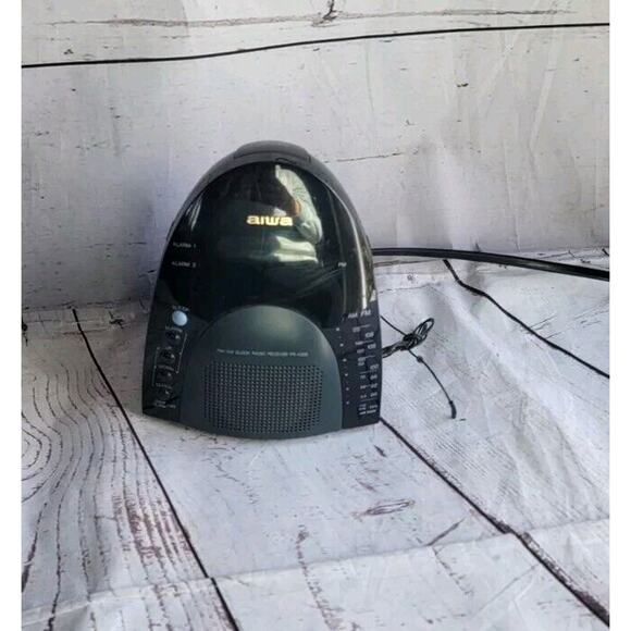 Aiwa am/fm Clock Radio Receiver w/snooze feature. Model#FR-A305U Works - Picture 3 of 9